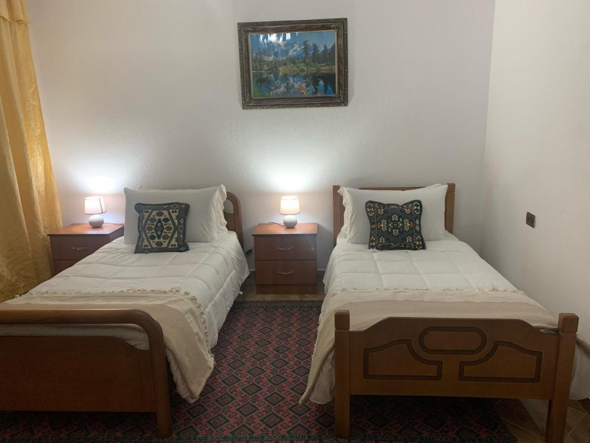 Vila Demaj! Free Parking Berat Exterior foto