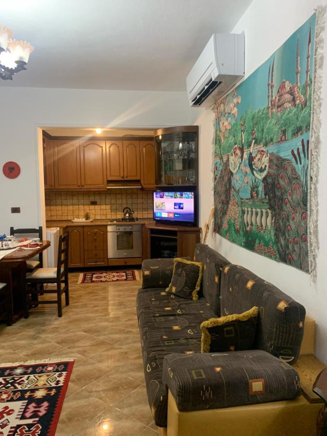 Vila Demaj! Free Parking Berat Exterior foto