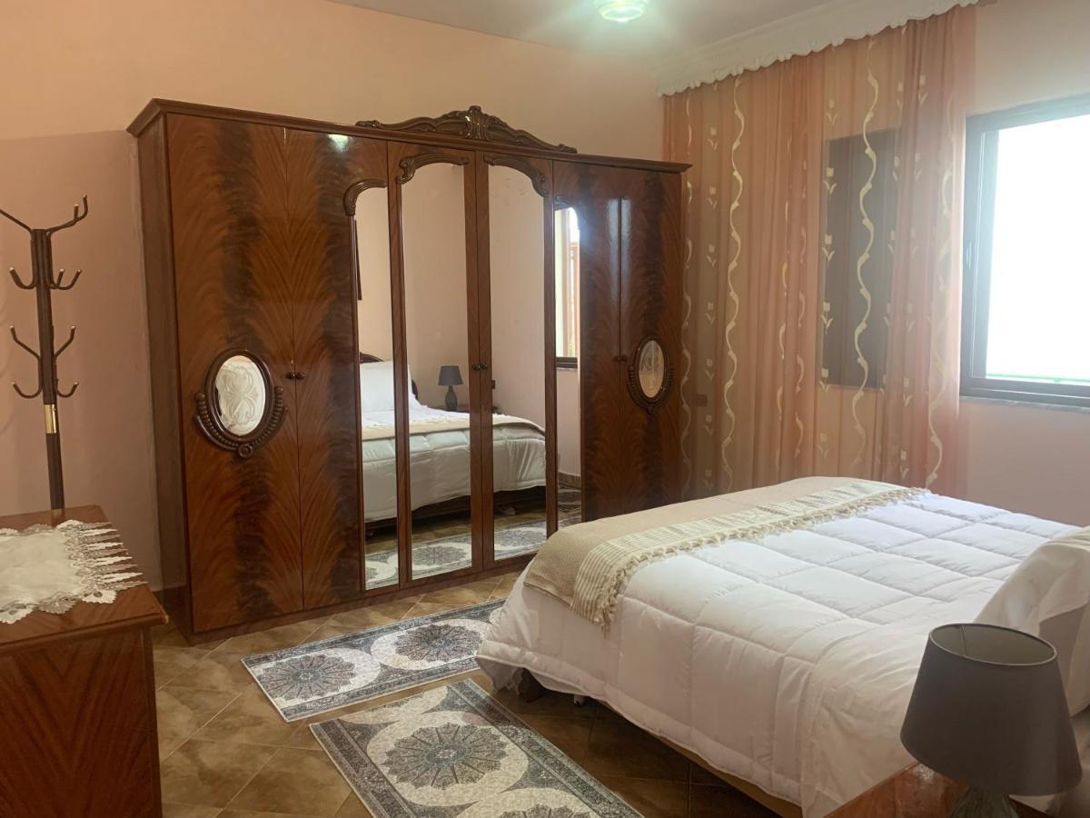 Vila Demaj! Free Parking Berat Exterior foto
