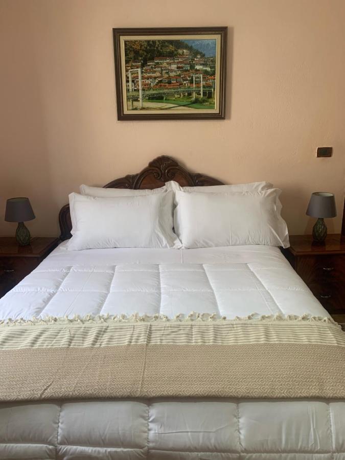 Vila Demaj! Free Parking Berat Exterior foto